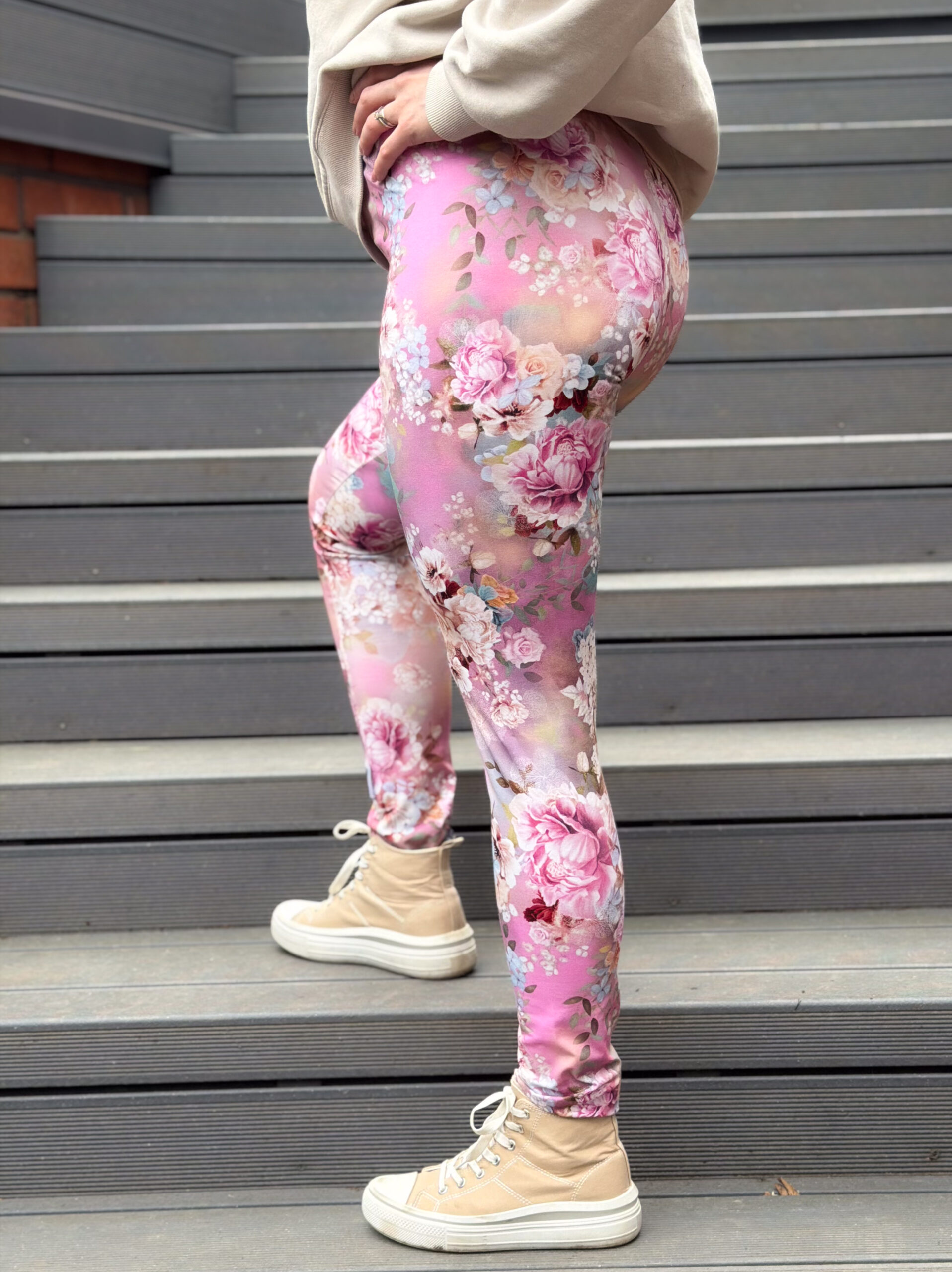 Leona Leggingsit, Reverie